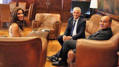 Claudia Zamora analiz� avances en salud p�blica junto al ministro Manzur