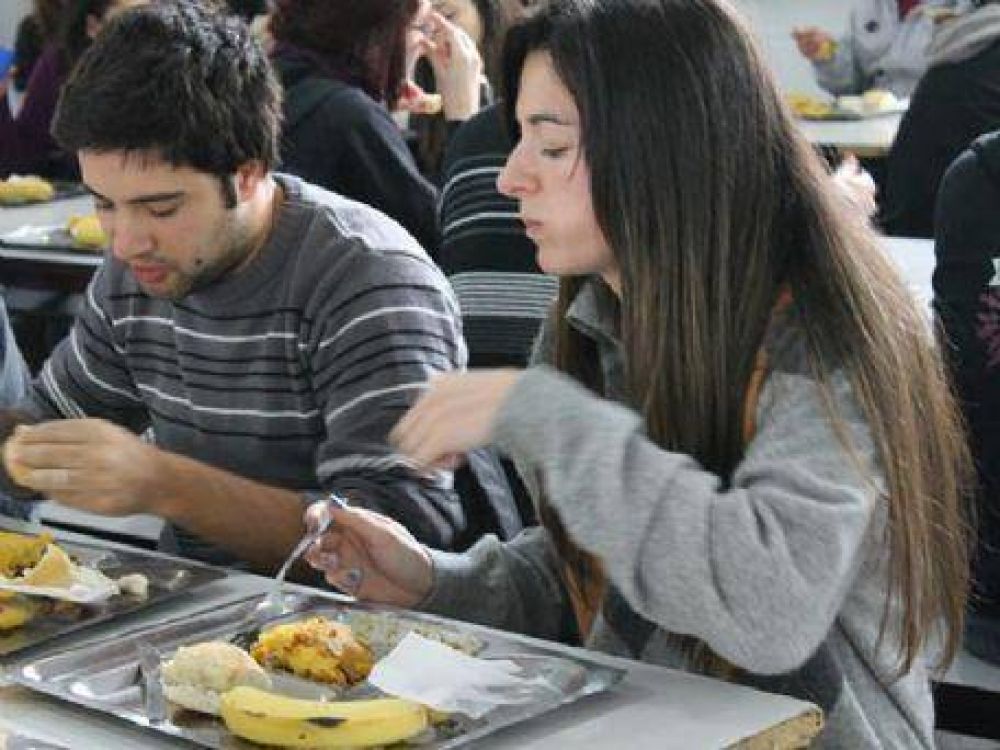 Con un men� a seis pesos, el comedor universitario abre sus puertas a partir de la semana que viene