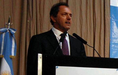 Scioli y Calvo analizaron la econom�a argentina y su rol social