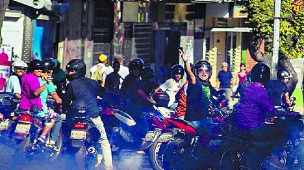 Los Tupamaros, un cuerpo de choque al servicio del chavismo