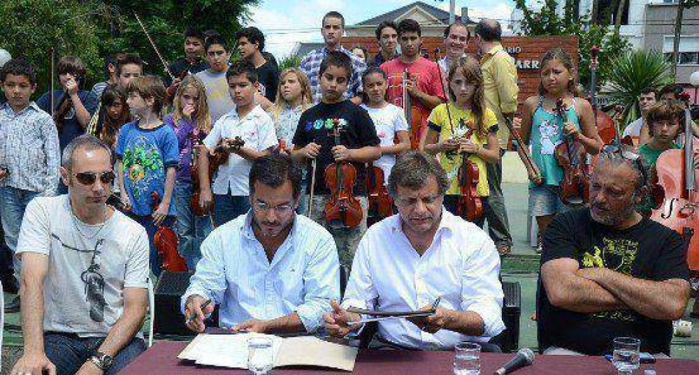 El intendente Pulti elev� el proyecto de Ordenanza para la conformaci�n de la Orquesta Municipal Infanto Juvenil