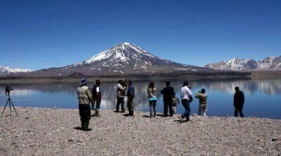 M�s mendocinos disfrutaron de la Laguna del Diamante