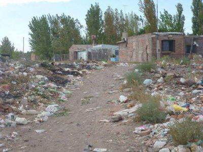 Asalto, incidentes, heridos y detenidos en una furiosa tarde en la Isla