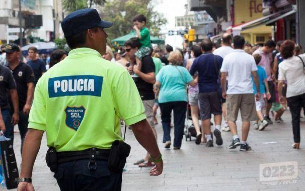 Ib��ez reconoci� que �hay carencia� de efectivos en los barrios de Mar del Plata