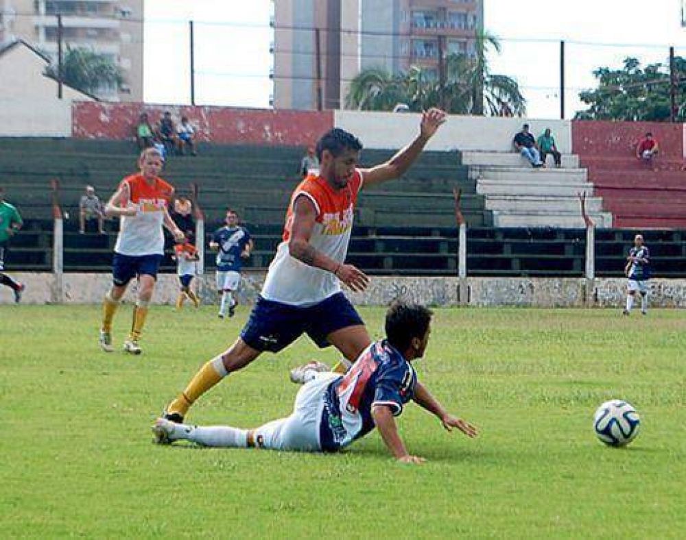 Delfino busca el reemplazo de Fileppi para jugar con Banfield