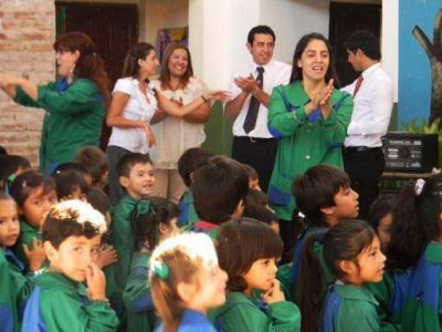 Hist�rico: Docentes chacareros percibir�n el FONID