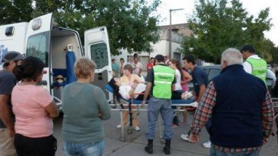 Una embarazada fue hospitalizada luego de protagonizar un choque