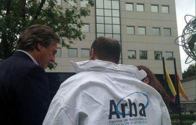 Arba detect� hotel de lujo y edificio que pagaban impuestos como terrenos bald�os