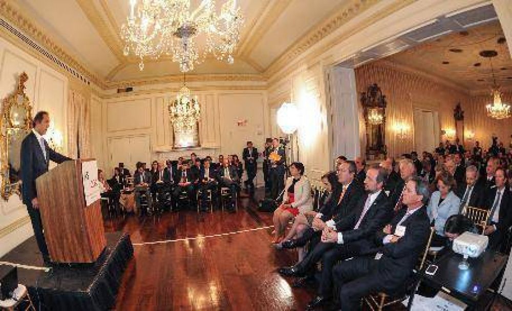 Daniel Scioli finaliz� su gira por Nueva York