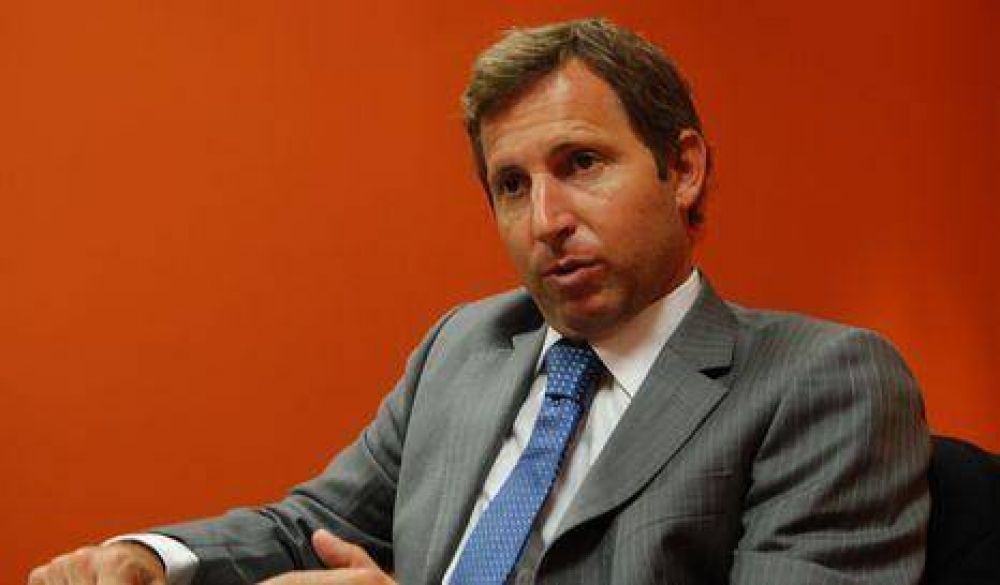 "Corrigen estad�stica para cerrar con el FMI"