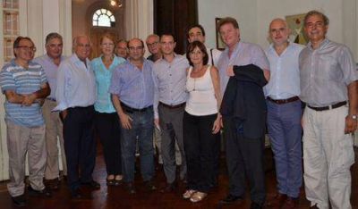 En marzo se lanza un nuevo frente opositor