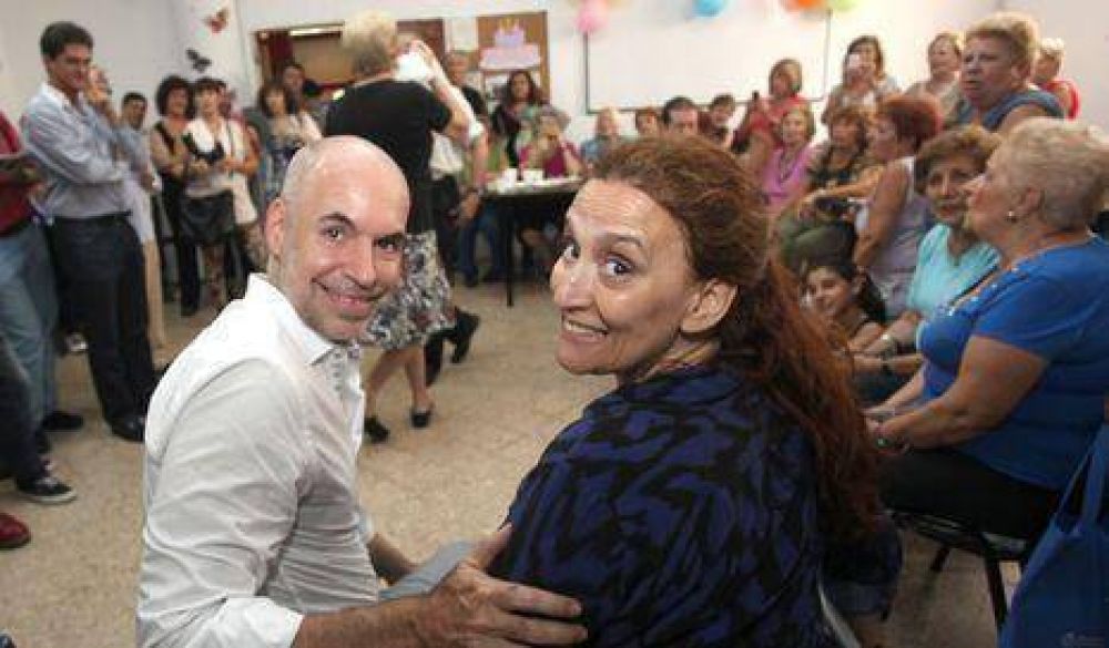 Michetti y Larreta ponen pa�os fr�os a la interna