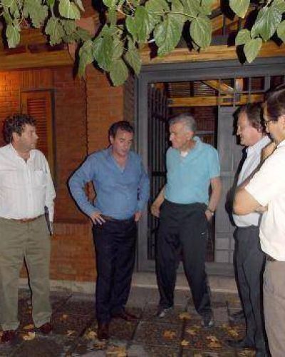 A dos d�as del "Camionetazo", San Juan y Mendoza anunciar�n el precio del mosto
