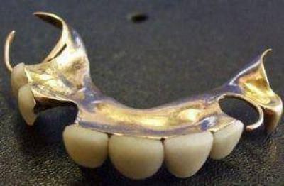 Detuvieron en Rawson a un menor que golpe� a una anciana para robarle su dentadura con piezas de oro