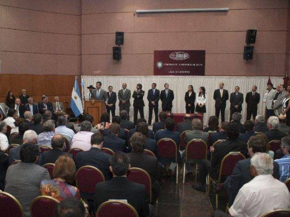 En 2014 funcionarios ya viajaron a Chile y a Europa