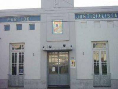 El diputado Calabr� lamenta que en el PJ se hayan aburguesado