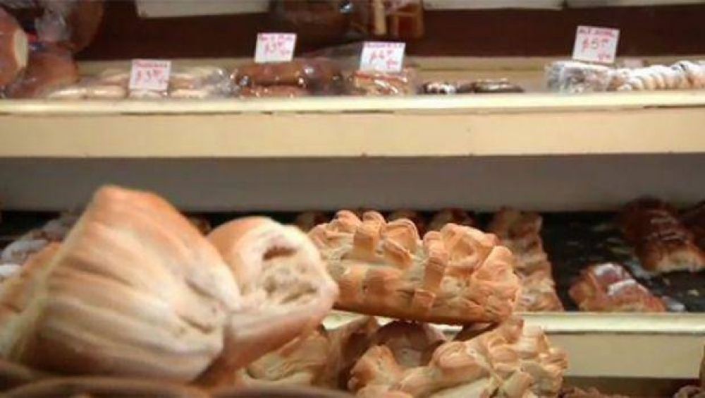 Panaderos sostienen que la suba de precio de la harina es injustificada