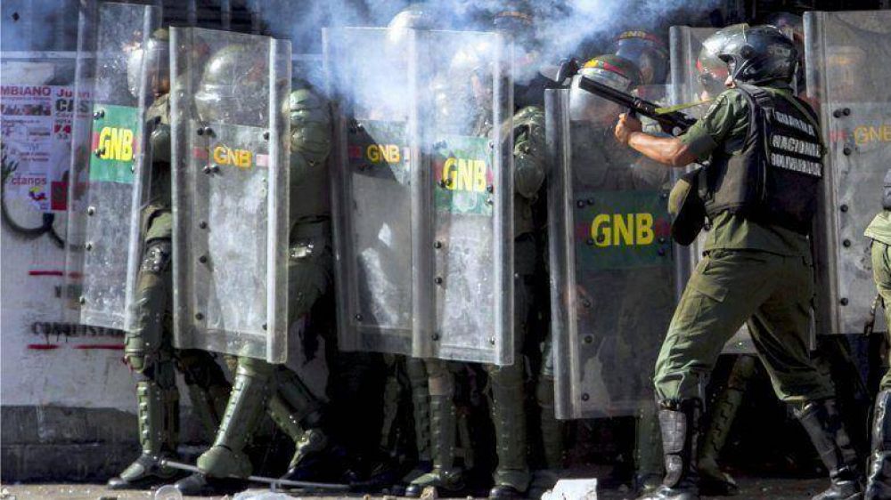 Cifras del caos en Venezuela: asciende a 125 el n�mero de detenidos y 40 el de heridos de bala