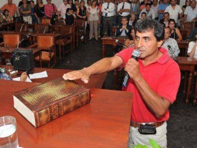 El PO se confi� y recibi� un nuevo rev�s