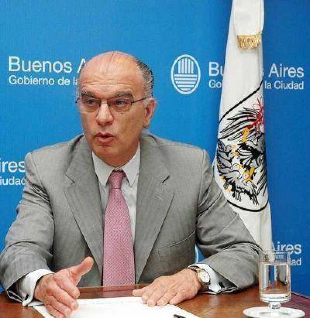 El gobierno porte�o ofrece 24% de aumento a los estatales, mientras dice que la inflaci�n es del 30%