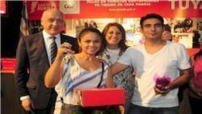 Entregan otras 43 viviendas en la Zona Cero de Rosario