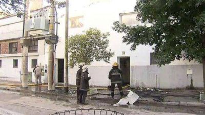 Fuego en una planta qu�mica