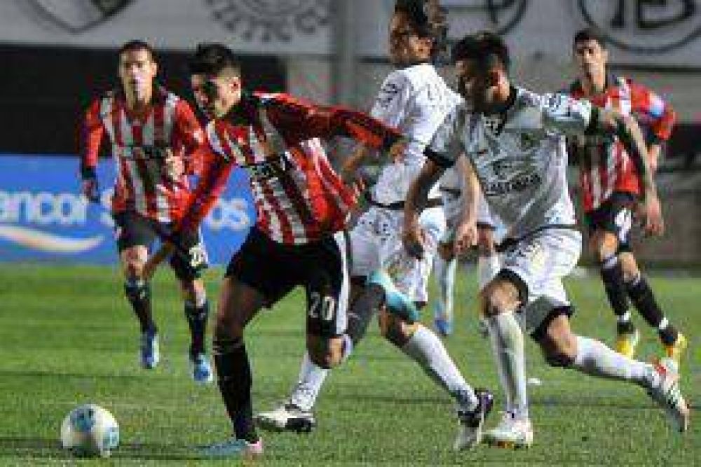 Es la hora de hacerse fuerte afuera de La Plata