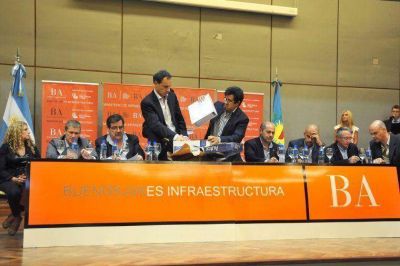 Infraestructura licit� obras para la relocalizaci�n de familias del arroyo El Gato