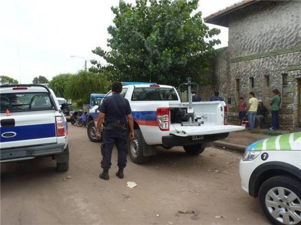 Localizan drogas en una casona del barrio Colombo