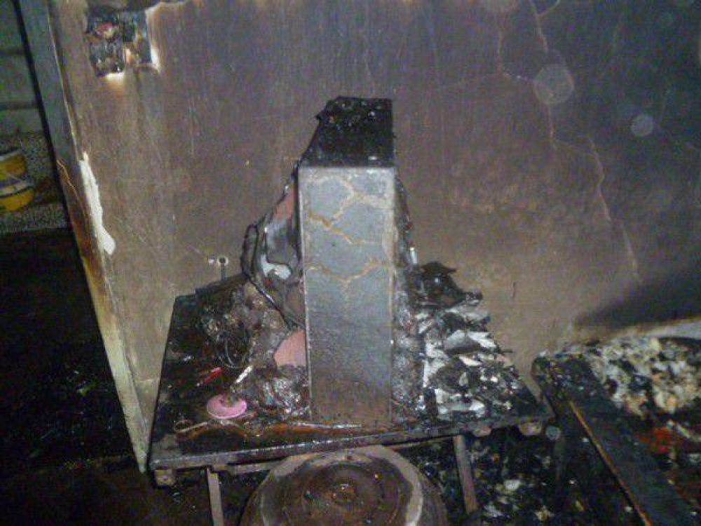 Un incendio destruy� una vivienda
