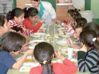 Preocupa el atraso en los pagos a proveedores de los comedores escolares