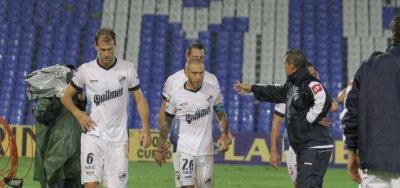 Preocupante derrota de Quilmes en Mendoza