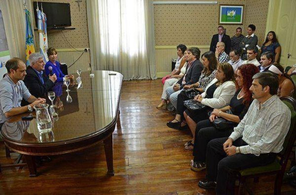 El Municipio entreg� subsidios al Consejo Escolar por unos $450 mil