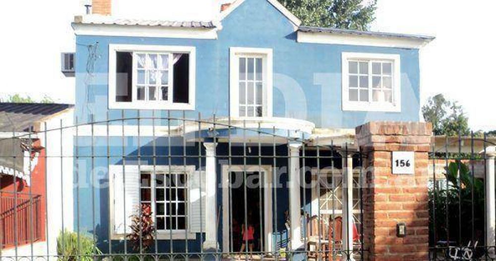 Seis delincuentes desvalijaron una vivienda de Gar�n en presencia de sus moradores