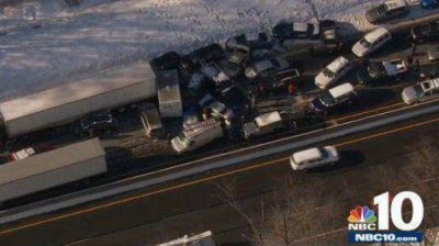 Impresionante accidente en cadena de m�s de 100 autos en Pensilvania