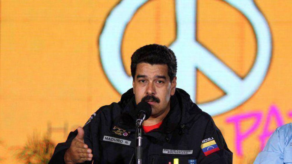 Nicol�s Maduro prometi� "desmovilizar bandas violentas"