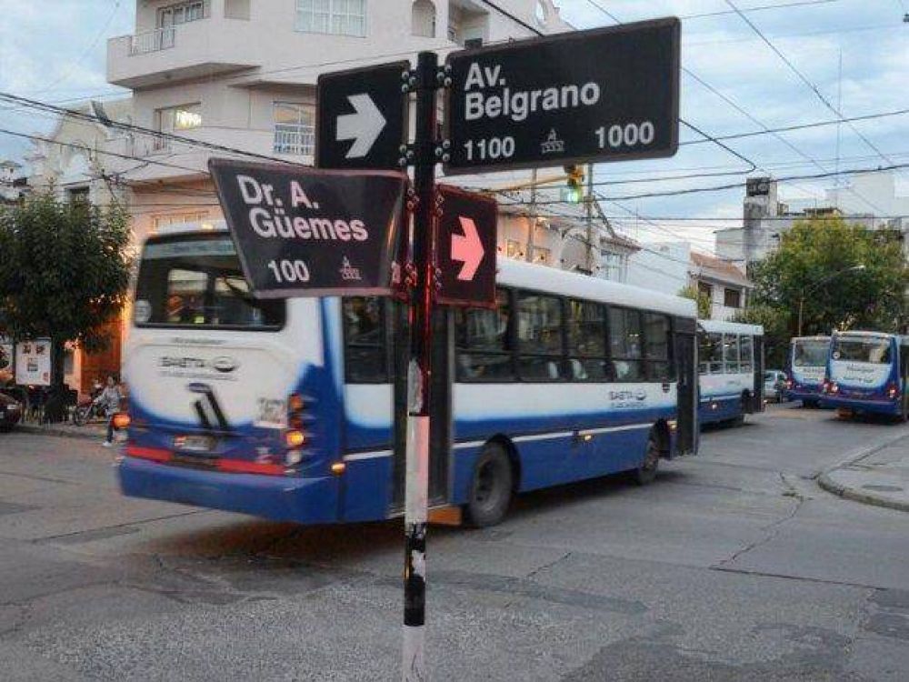 Se�alizan carriles exclusivos sobre avenida Belgrano