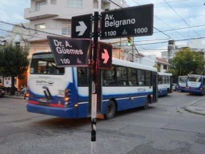 Se�alizan carriles exclusivos sobre avenida Belgrano
