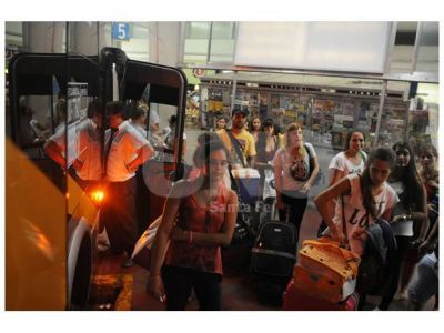 Un recambio tur�stico con poco movimiento en la terminal de Santa Fe