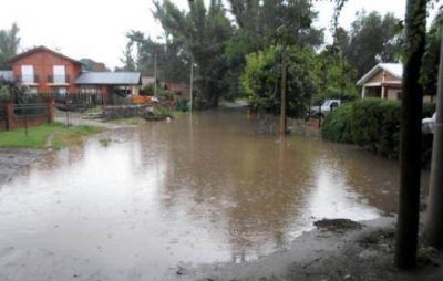 Vecinos de Santa Rosa de Calamuchita que se inundan cuando llueve