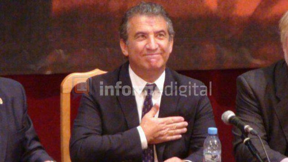 Urribarri ratific� su aspiraci�n presidencial y promover� la reforma electoral	 