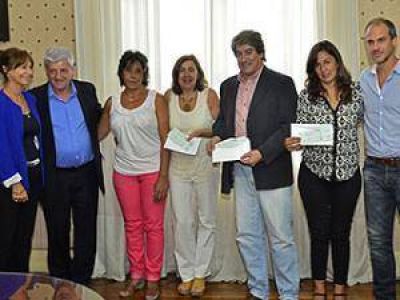 El Municipio entreg� subsidios al Consejo Escolar por m�s de 450 mil pesos