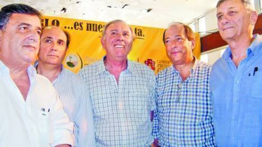 En C�rdoba, Binner y Sanz ratificaron su alianza
