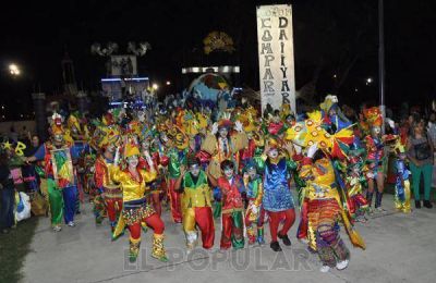 Expectactiva por la tercera noche de los Corsos Oficiales
