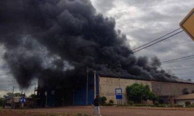 Se incendi� fabrica en Garup� y dej� p�rdidas millonarias 