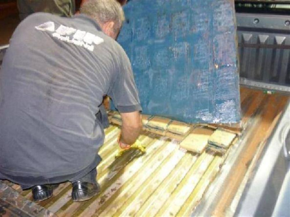 Secuestraron cerca de 118 kilos de marihuana en Puerto Iguaz�