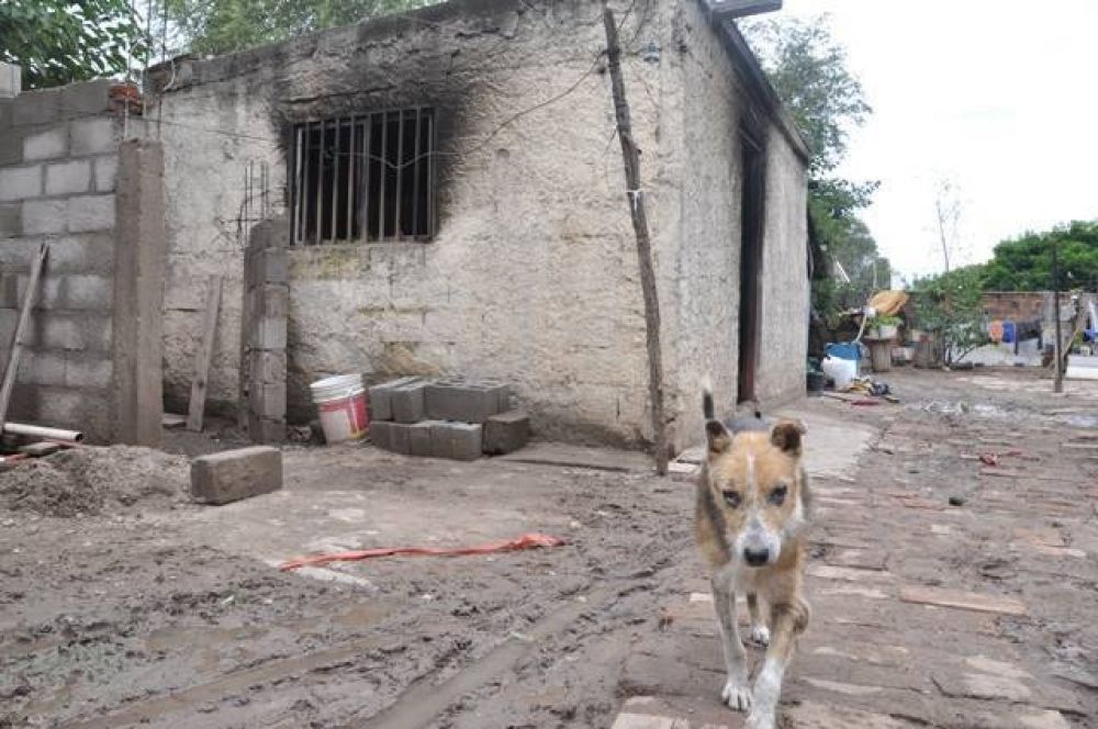 Un hombre despechado le quem� la casa a su ex