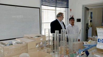 El ministro de Educaci�n releva las necesidades de escuelas de Comodoro