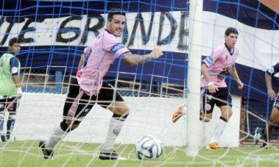 F�nix cont� con el celular del gol