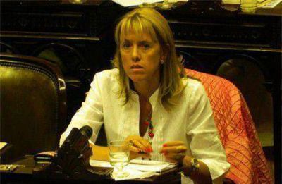 Larraburu se sum� al rechazo contra la regionalizaci�n del PAMI
